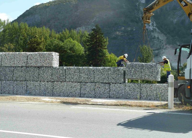 Pose gabion de 2 m3